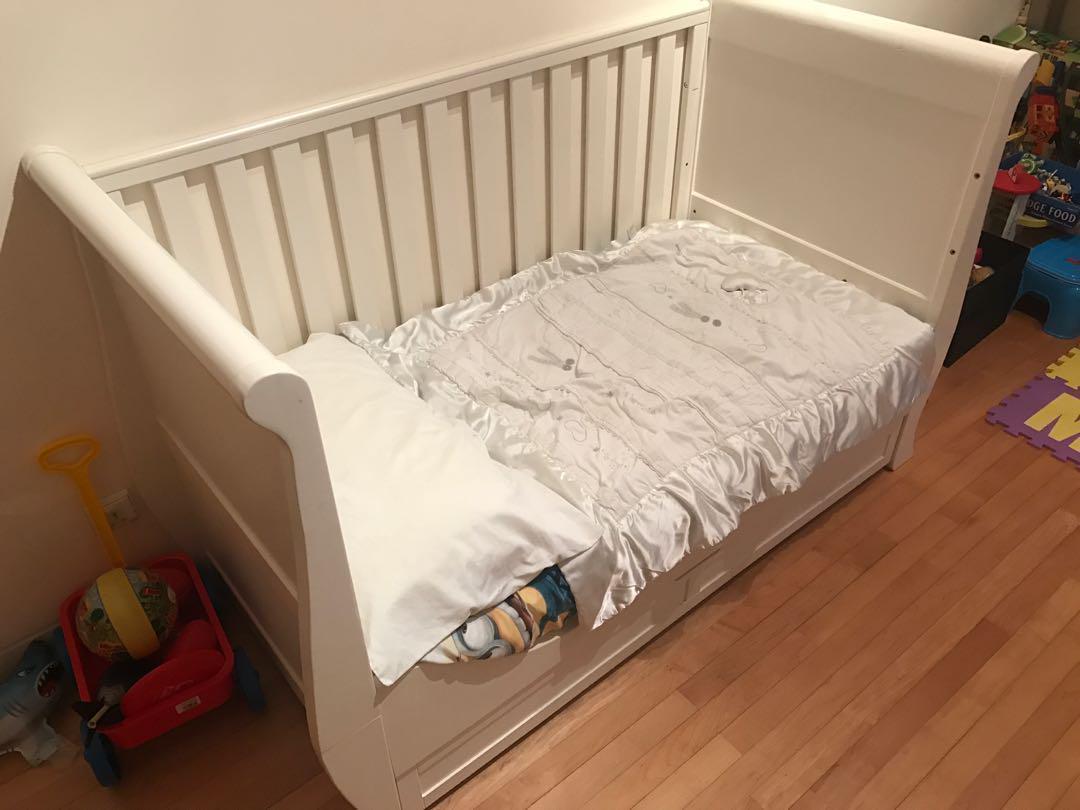 Silver cross best sale windsor cot bed