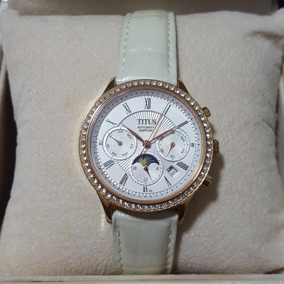 Solvil Et Titus Lady Watch Women S Fashion Watches On Carousell