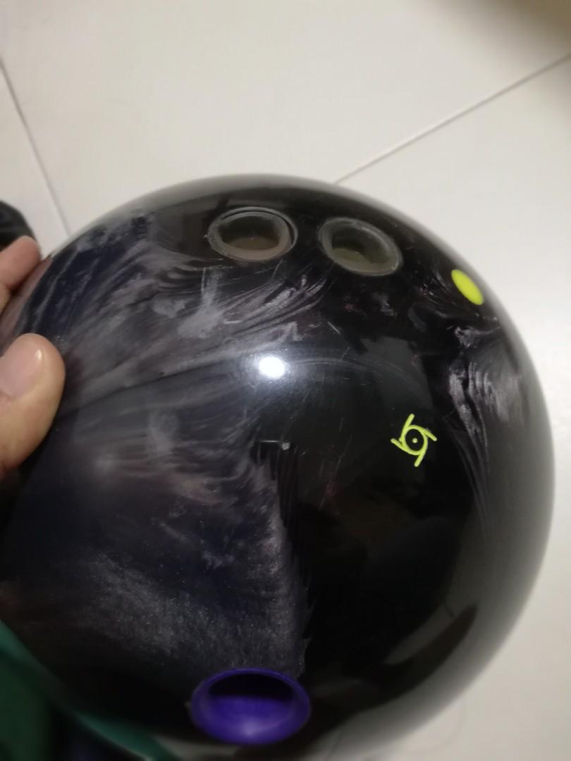 Storm Bowling Ball, Sports Equipment, Sports & Games, Billiards