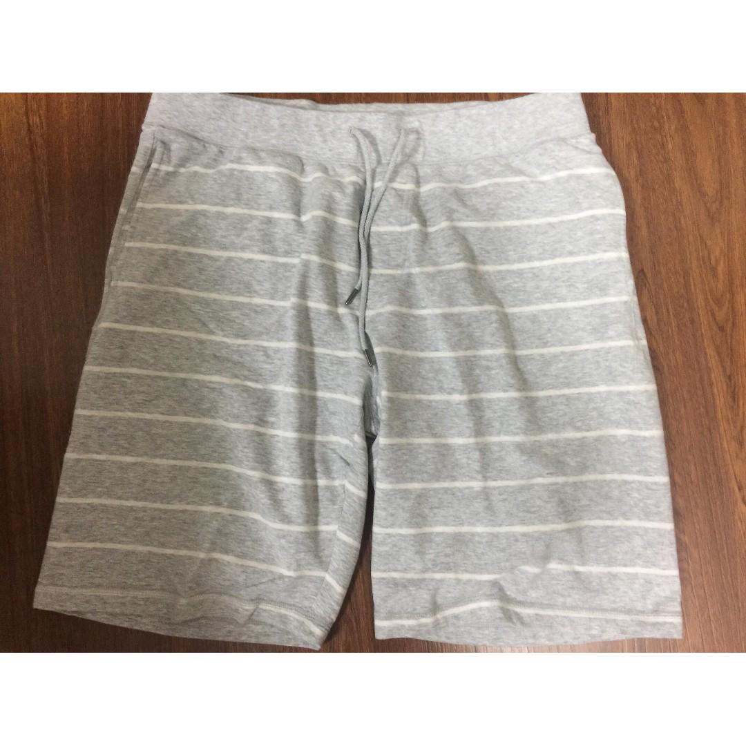 uniqlo striped shorts