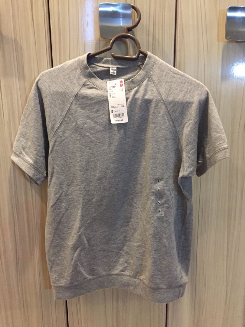 uniqlo raglan tee