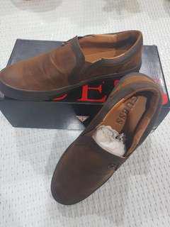 guess shoes 100% original
