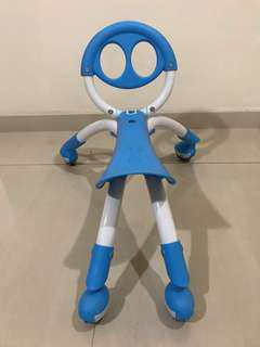 Pewi walker