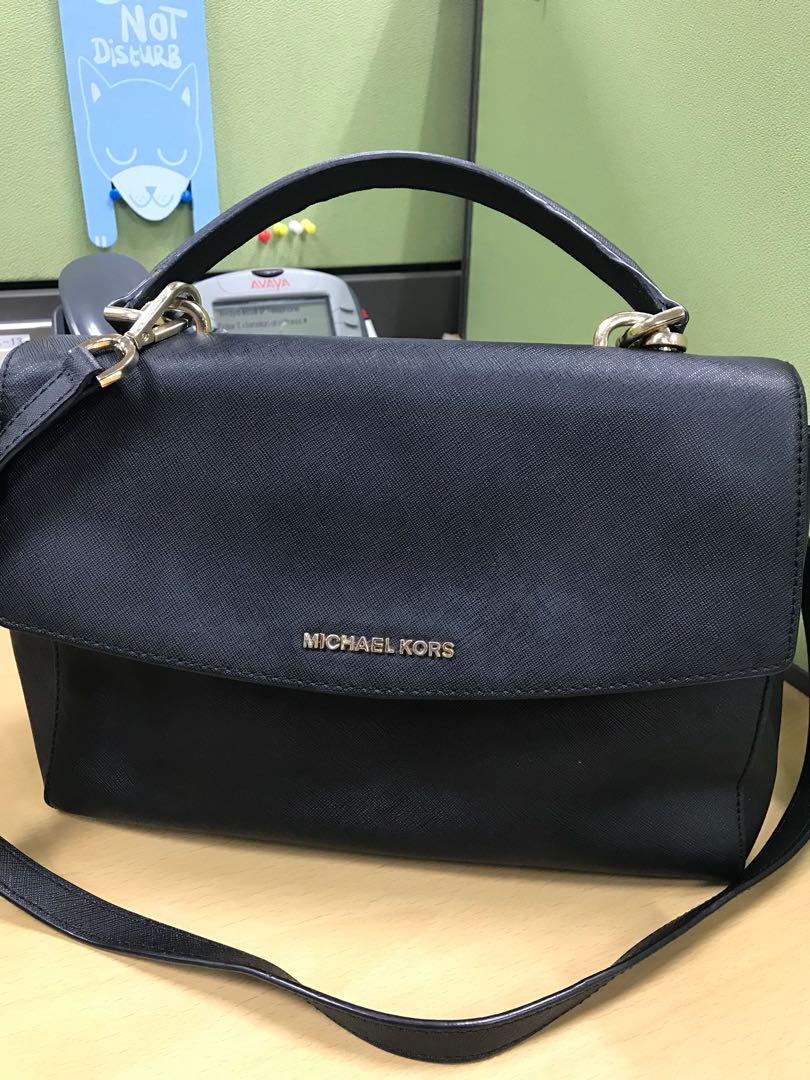 Authentic Michael Kors Ava Medium Saffiano Leather Satchel Bag, Women's  Fashion, Bags & Wallets, Cross-body Bags on Carousell