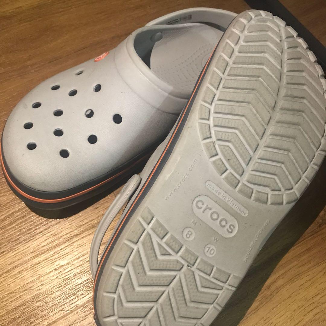 Crocs best sale grey orange