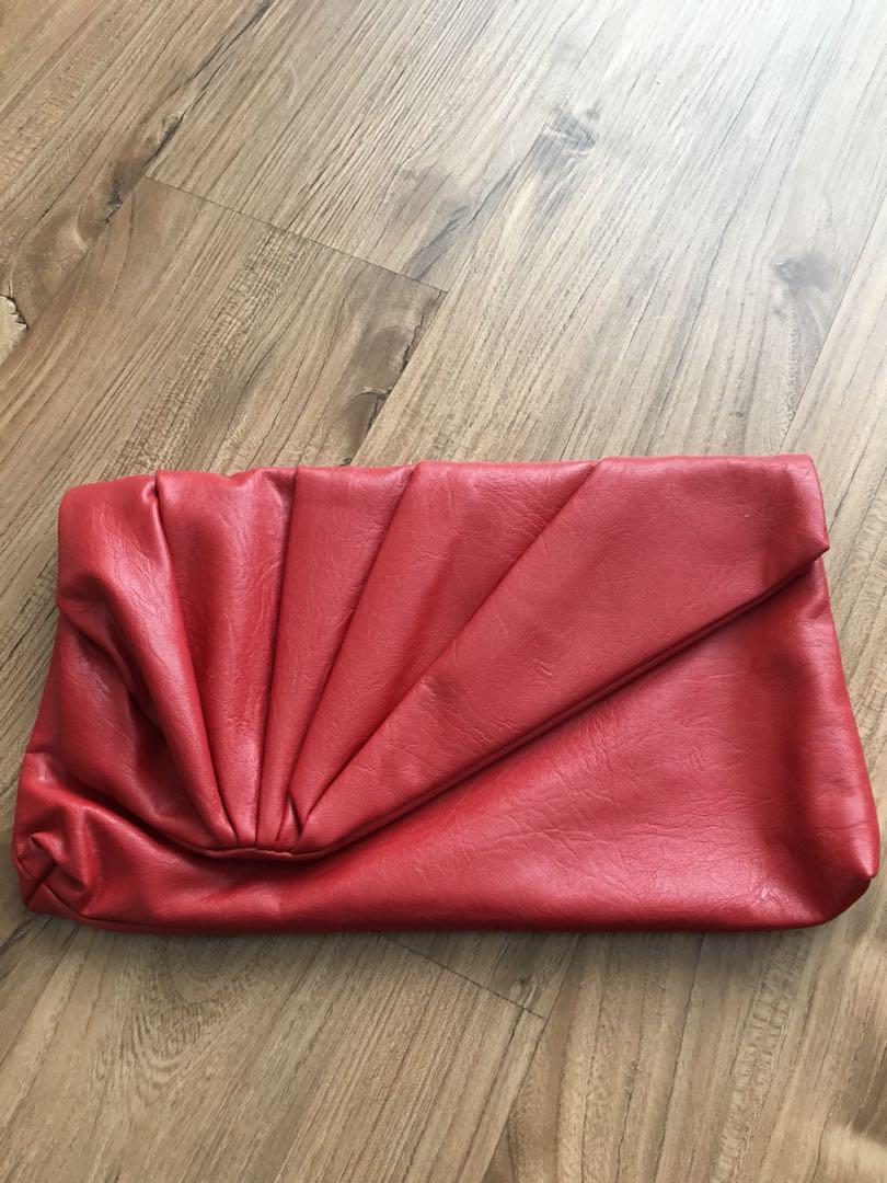 Red clutch bag dorothy perkins outlet