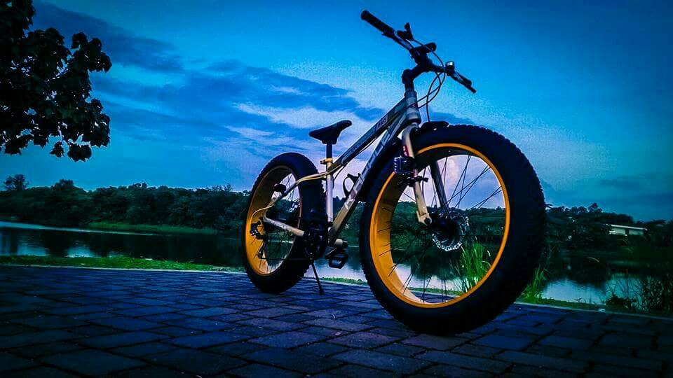 Fat bike red apple Sports Equipment Bicycles Parts Bicycles on Carousell