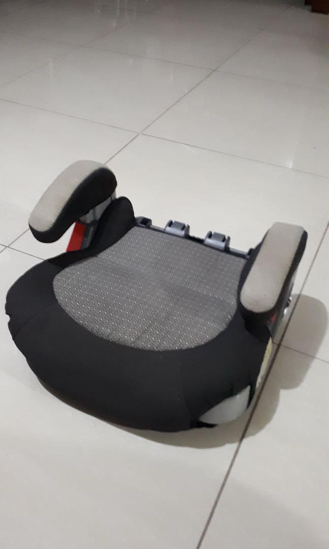Graco car seat (Category: Car Seats) located in Mandaluyong City. Submitted by leitve (Listing ID 185634993, Image 2). Description: Graco car seat 100% authentic bought from the states.