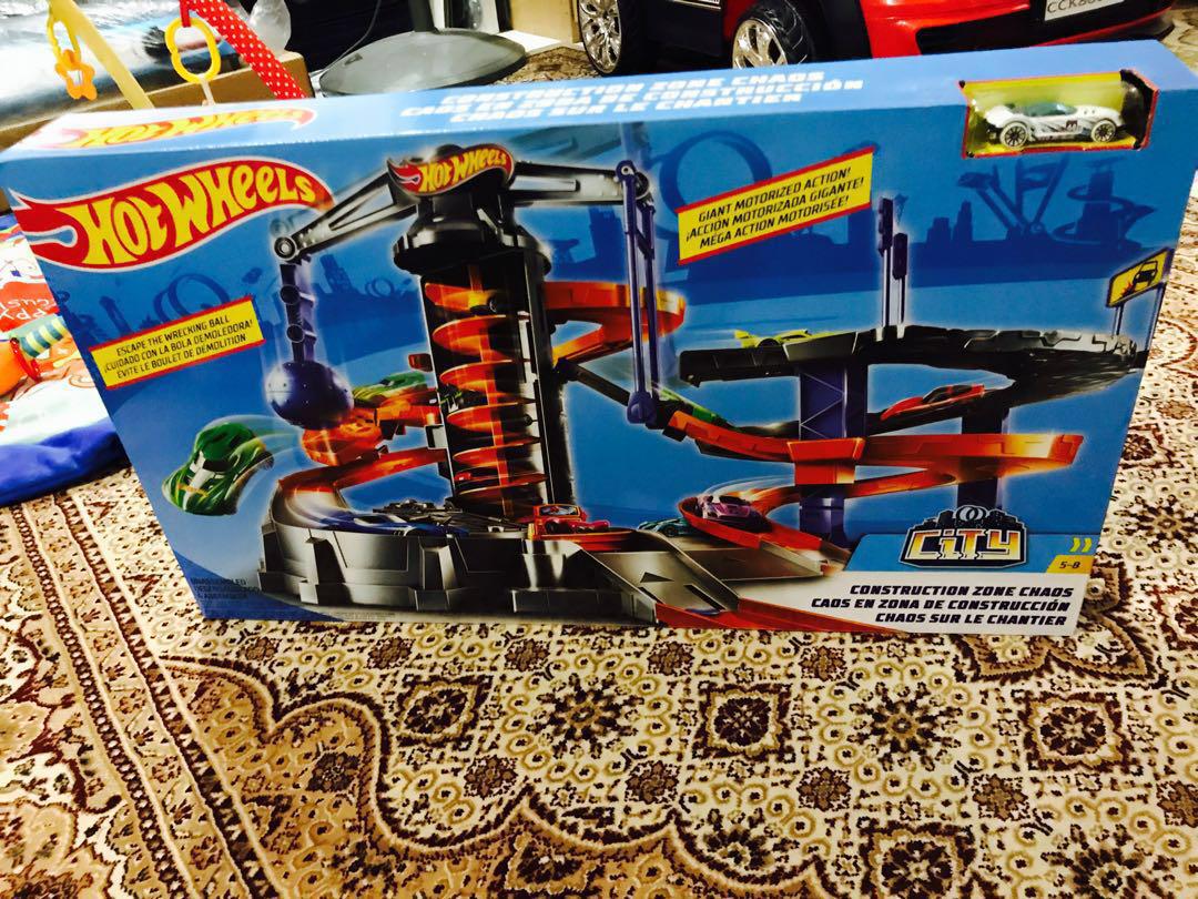hot wheels construction zone chaos set
