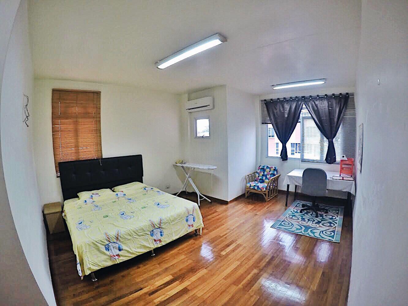 Huge Master Bedroom At Westcoast For Rent Property Rentals