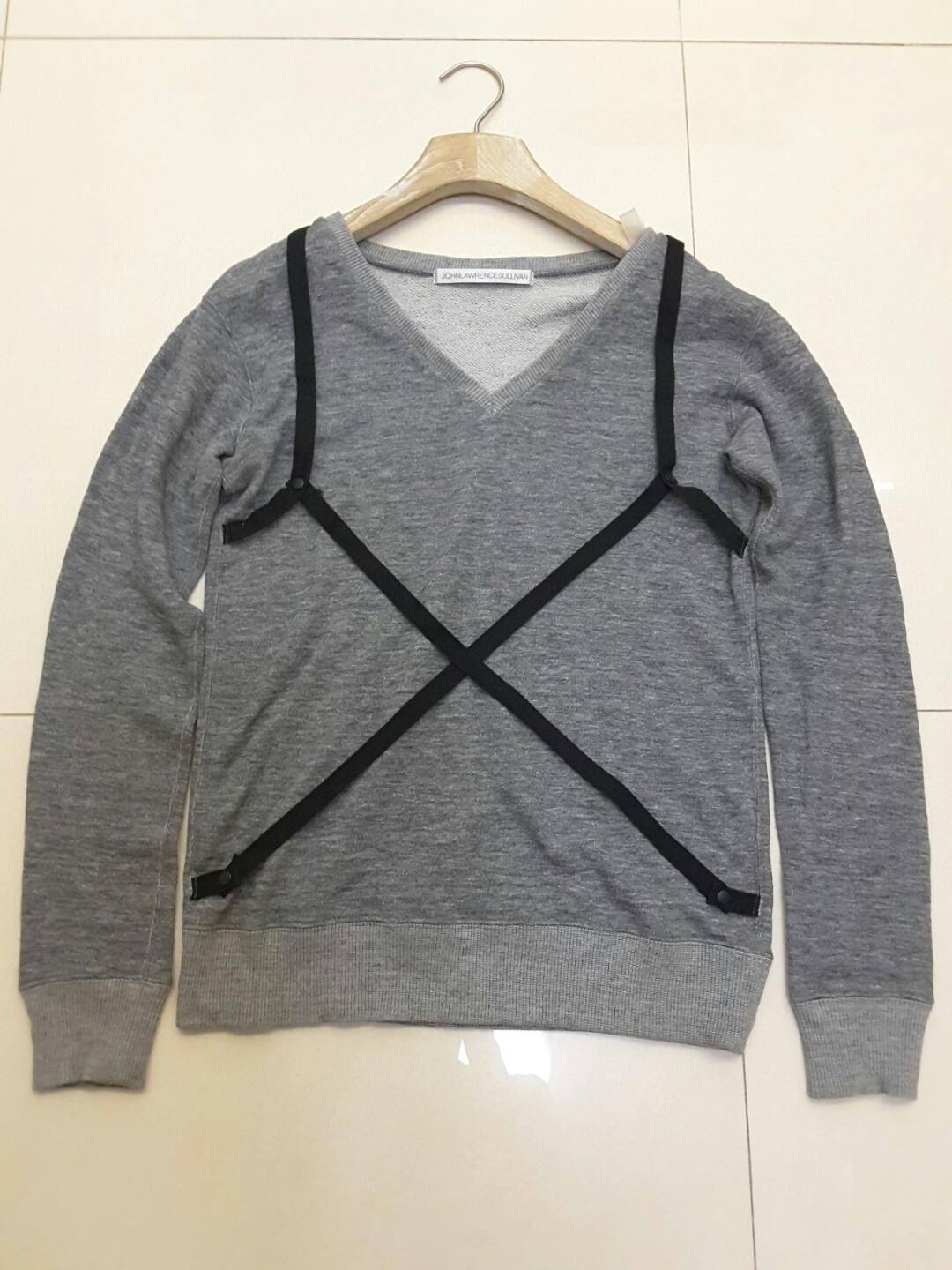 John Lawrence Sullivan sweater, 男裝, 外套及戶外衣服- Carousell