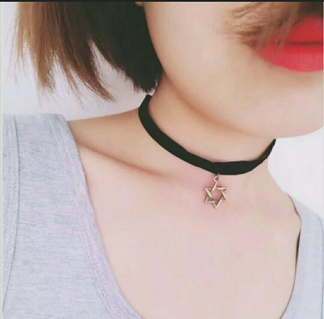 Korean Chokers 