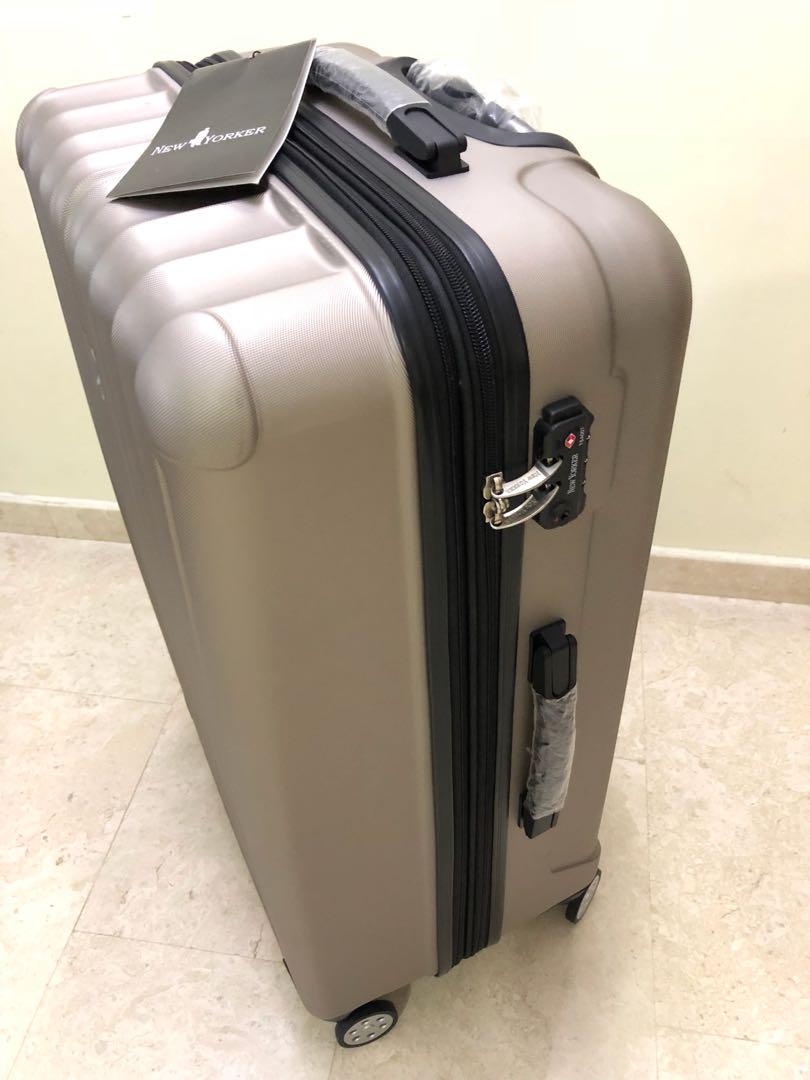 new yorker luggage 28