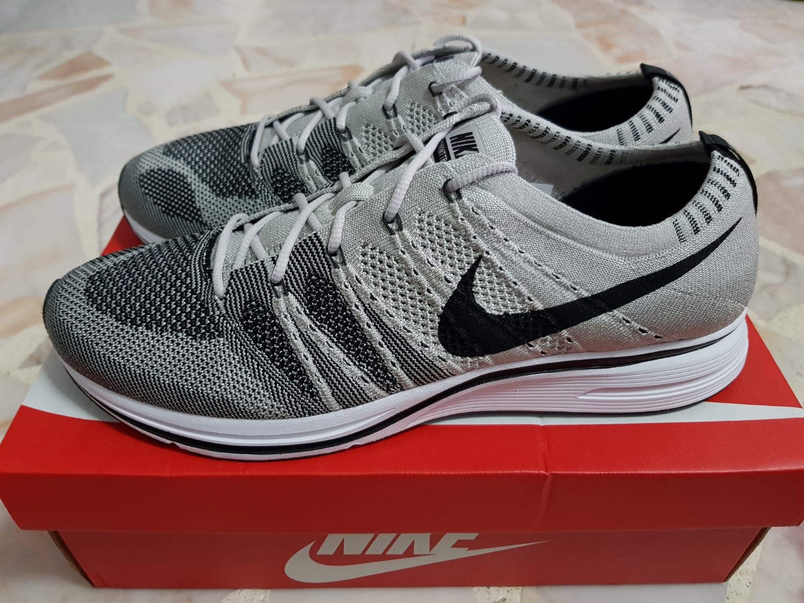 nike flyknit trainer mens