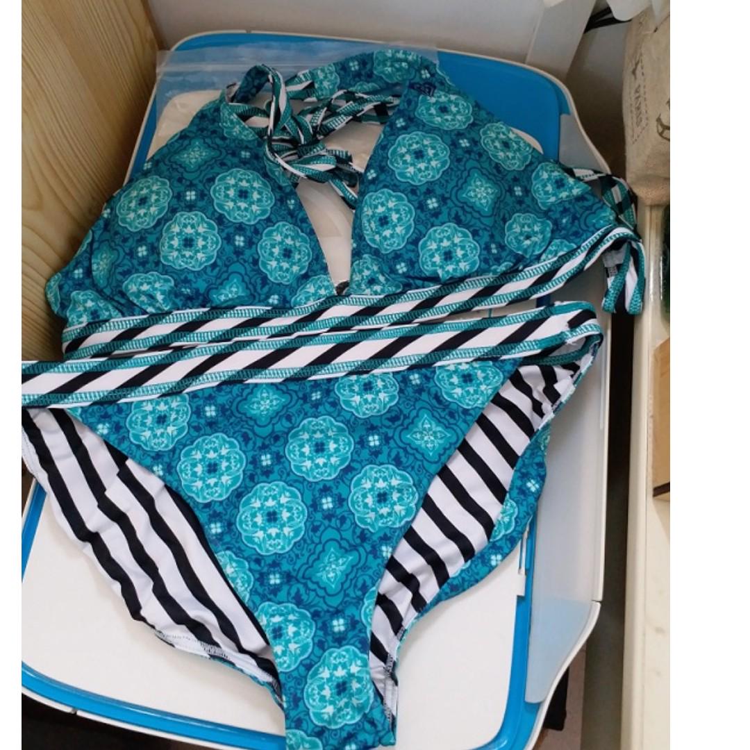 roxy swimming costume
