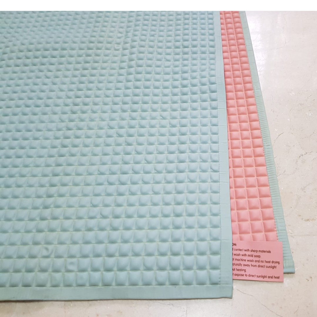 Rubber changing mat hotsell