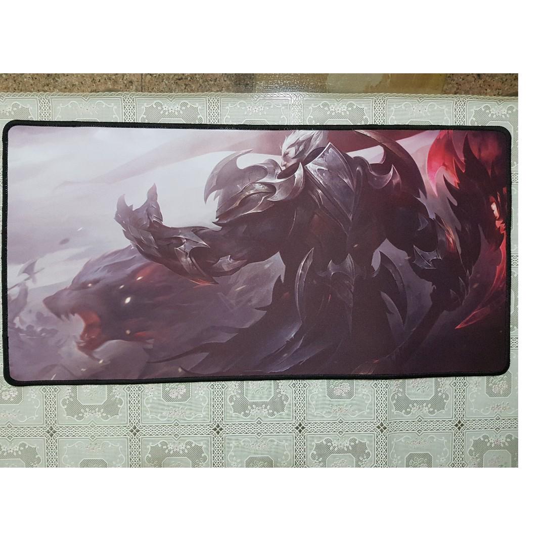 King's Gambit Mouse Pad for Sale by GelDesigns