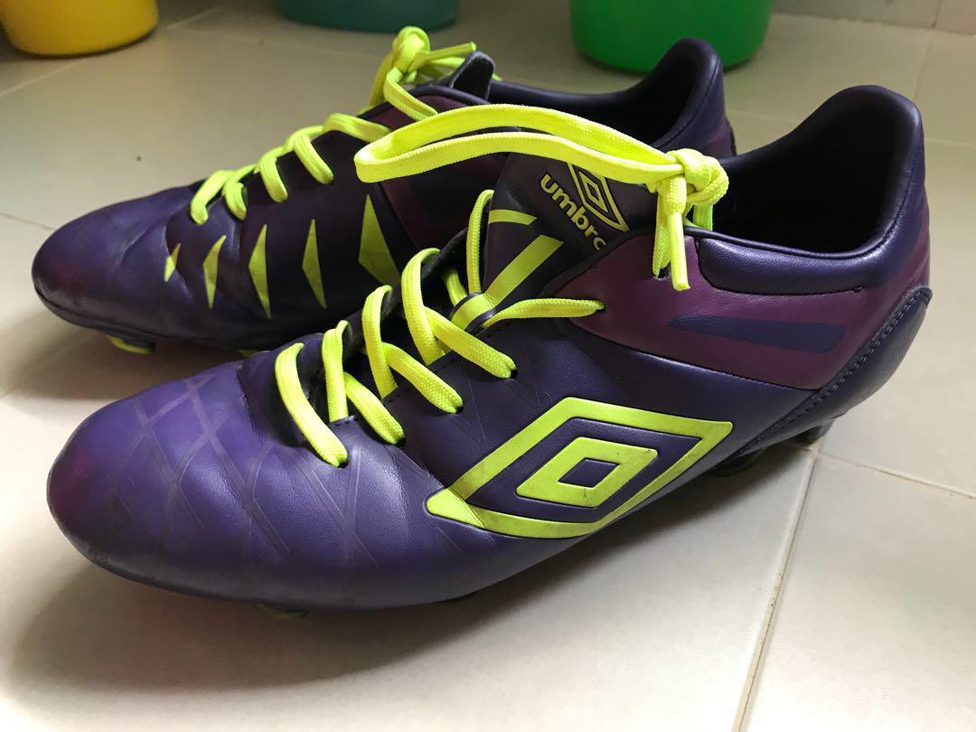 umbro turf boots