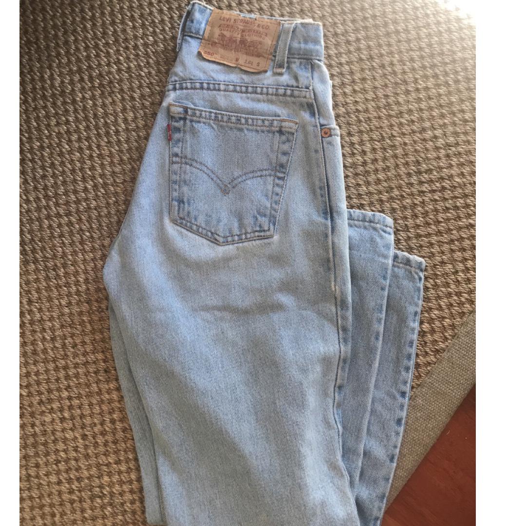 vintage light wash levis