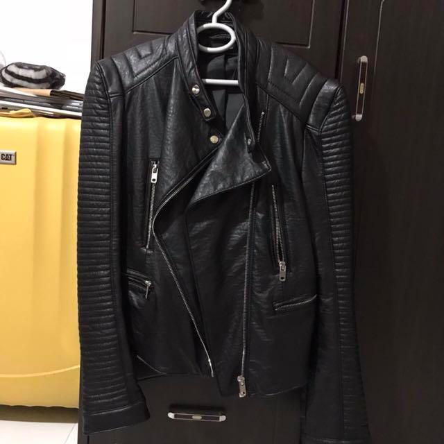 zara leather jacket womens price
