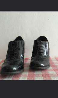 Boots Hitam Payless uk 39
