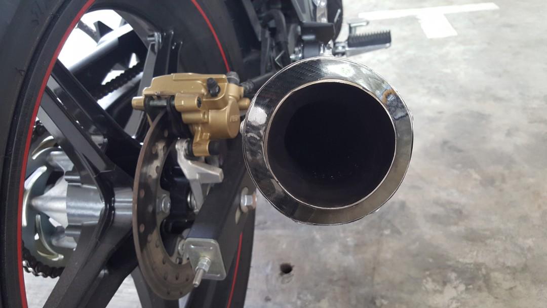 Akrapovic deals sniper 150