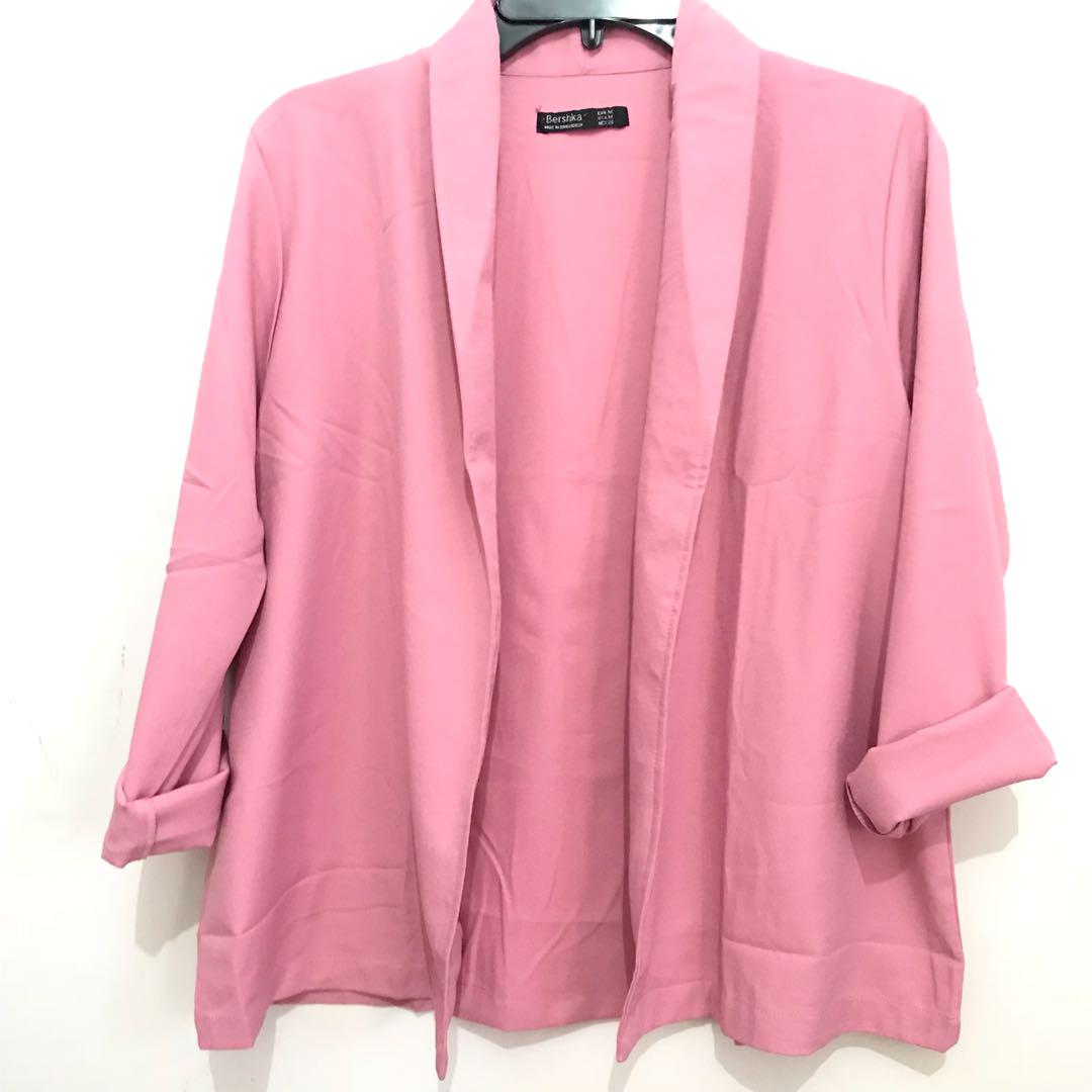 Basic Cardi Bershka Women S Fashion Women S Clothes On Carousell