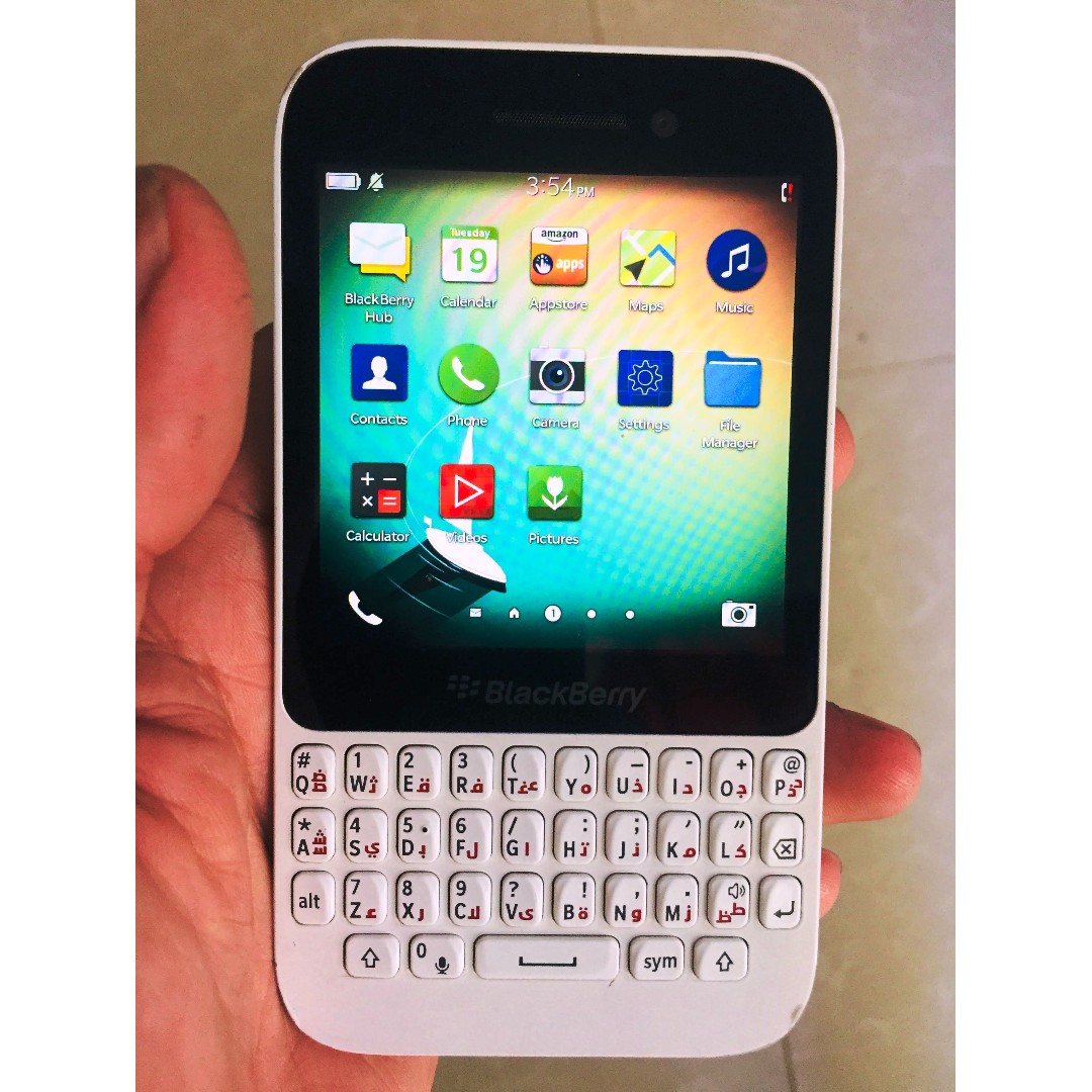 Blackberry Q5 Full Keypad Touchscreen Mobile Phones Gadgets Mobile Phones Early Generation Mobile Phones On Carousell