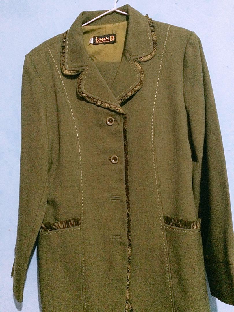 Blazer set hijau Pns, Fesyen Wanita, Pakaian Wanita di Carousell