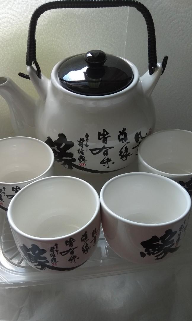 Brand New Teapot Set 緣/ Affinity, Furniture & Home Living, Kitchenware
