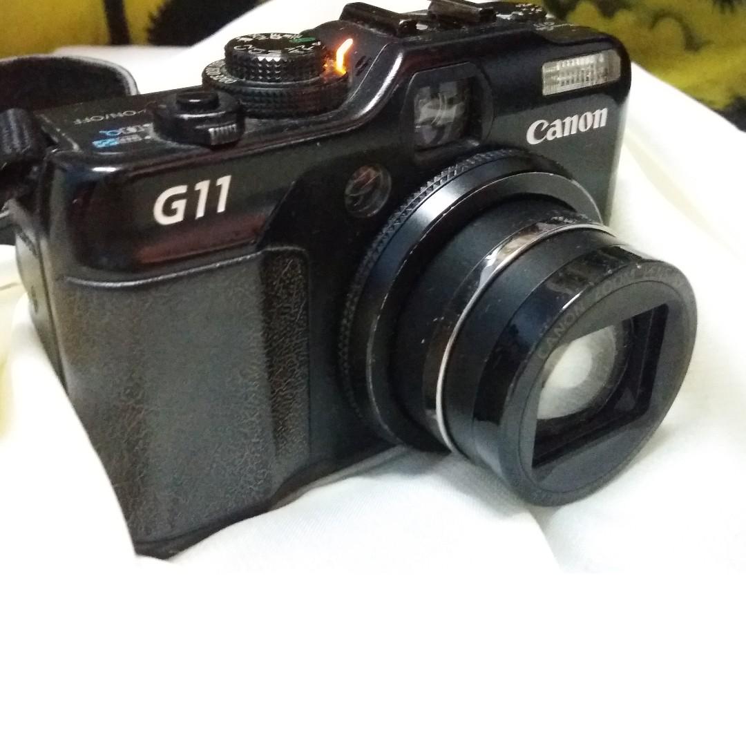 Canon G11 10MP Digital Camera with 5x Wide Angle Optical Stabilized