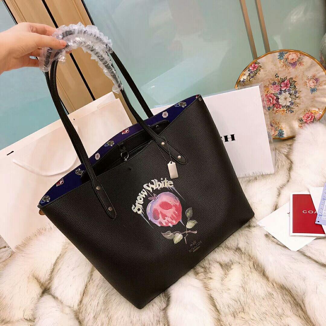 Coach snow hot sale white tote
