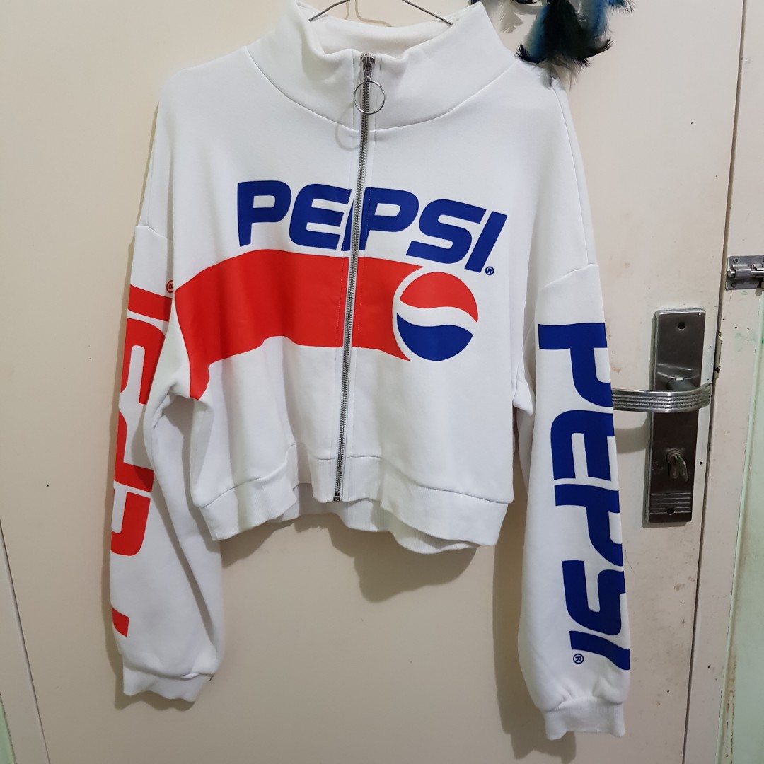 H M Pepsi Crop Sweater Fesyen Wanita Pakaian Wanita di Carousell
