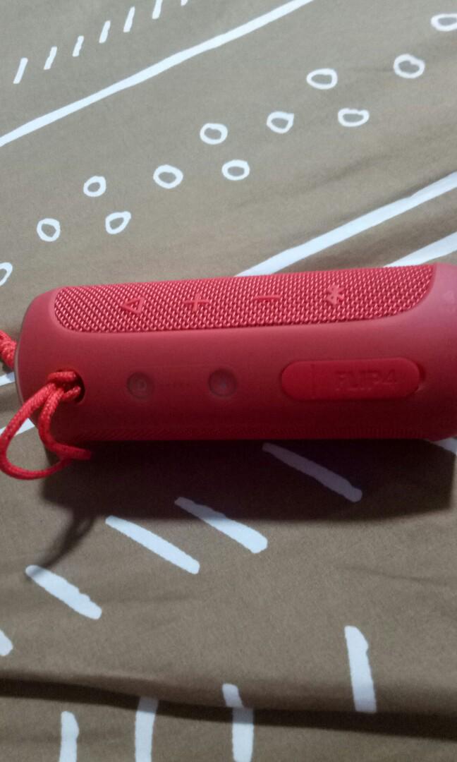 JBL Flip 4, Audio, Soundbars, Speakers & Amplifiers on Carousell