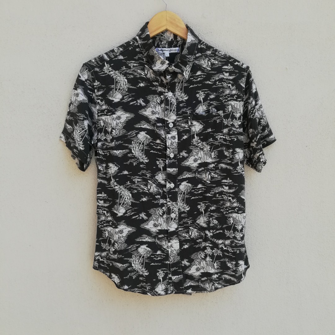 Kemeja Hawaii Men S Fashion Clothes On Carousell