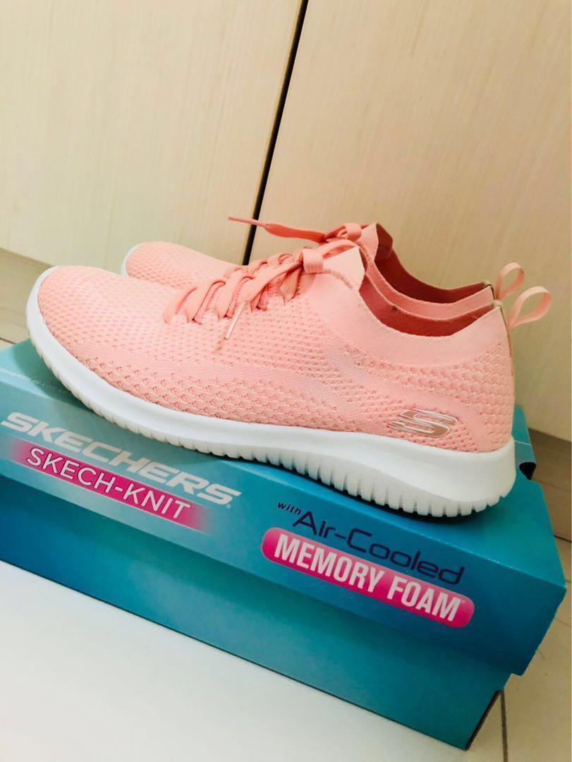 Memory Foam Pink , Fashion, Footwear, Sneakers