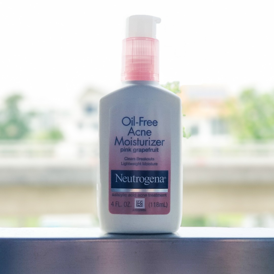 oil free acne moisturizer pink grapefruit neutrogena