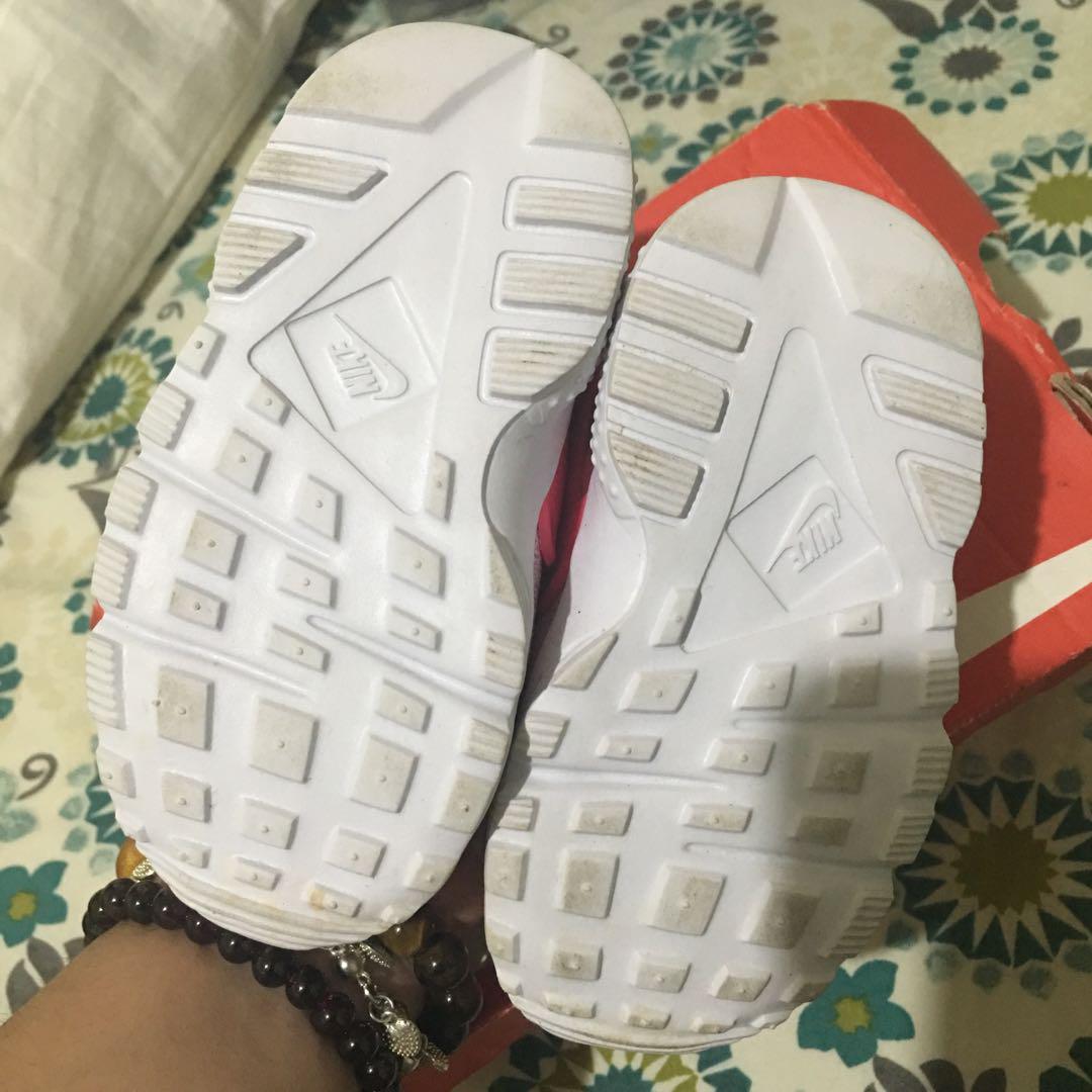 Nike Huarache baby girl shoes