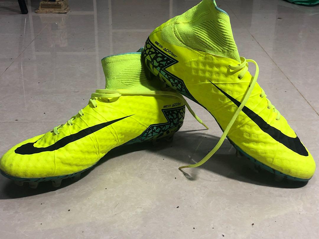 Nike hypervenom deals neon yellow