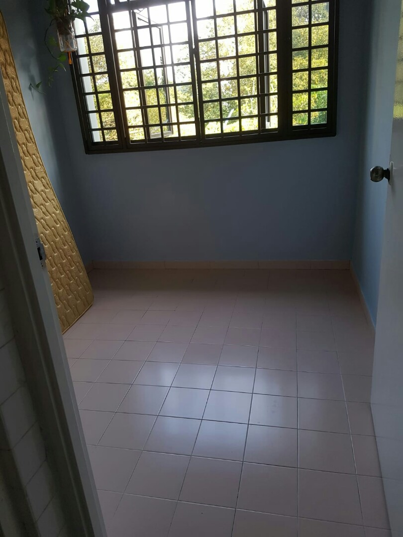 (Category: ) located in . Submitted by rod.rozman (Listing ID 185880336, Image 1). Description: .