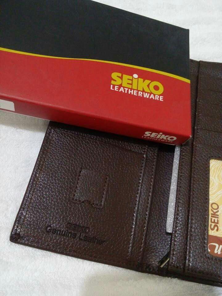 seiko leather wallet price