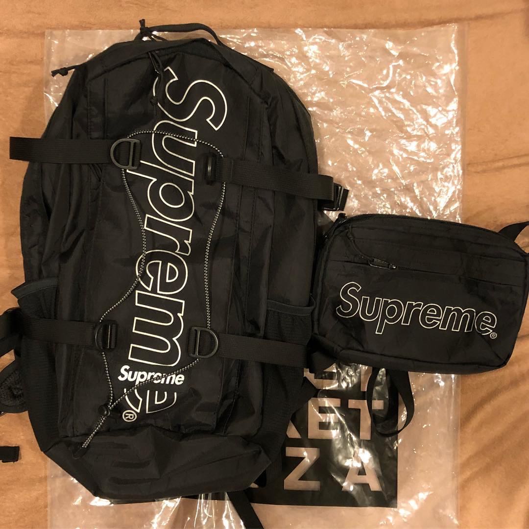 Supreme FW18 Backpack Review and Sizing!! 