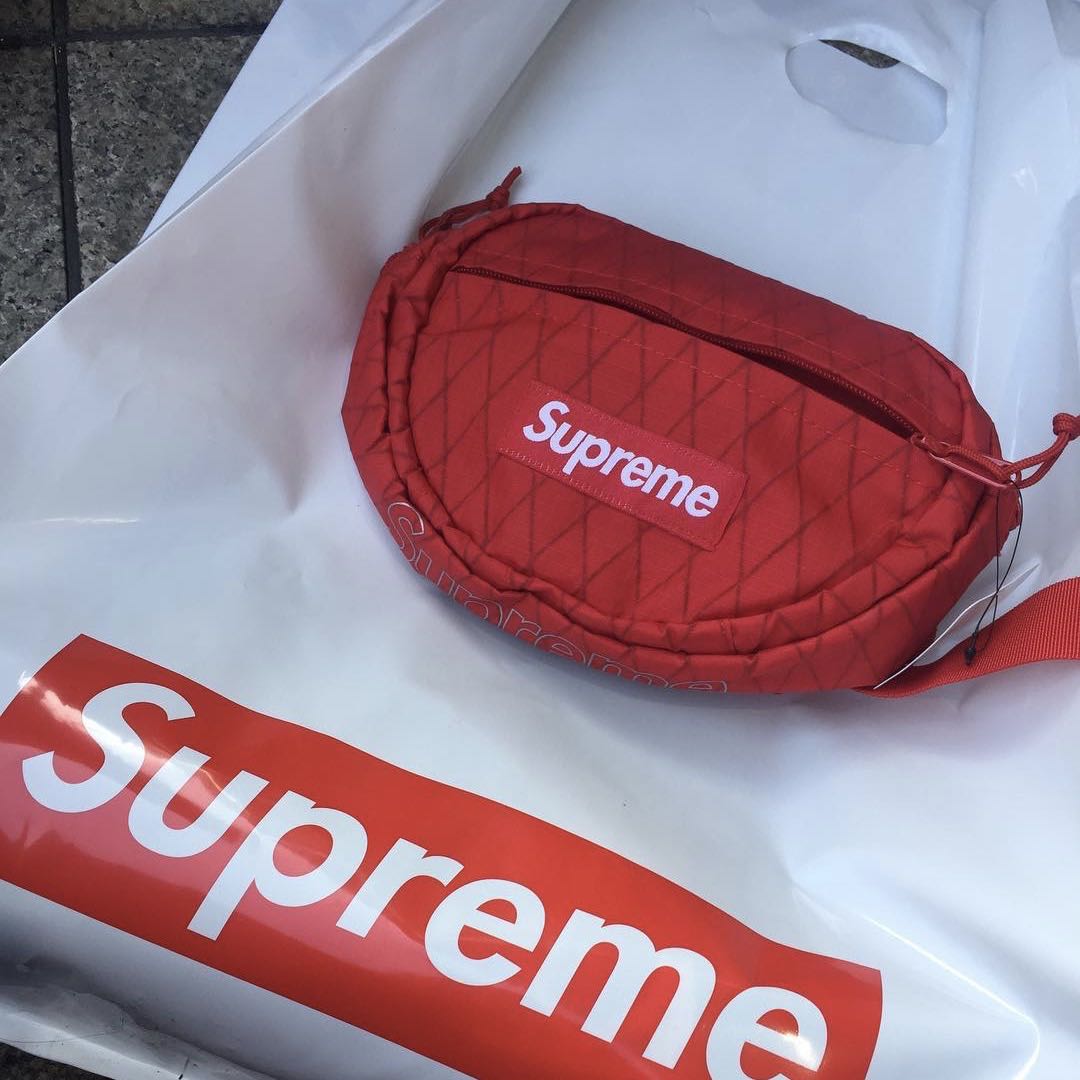 Supreme waist bag fw18 red top