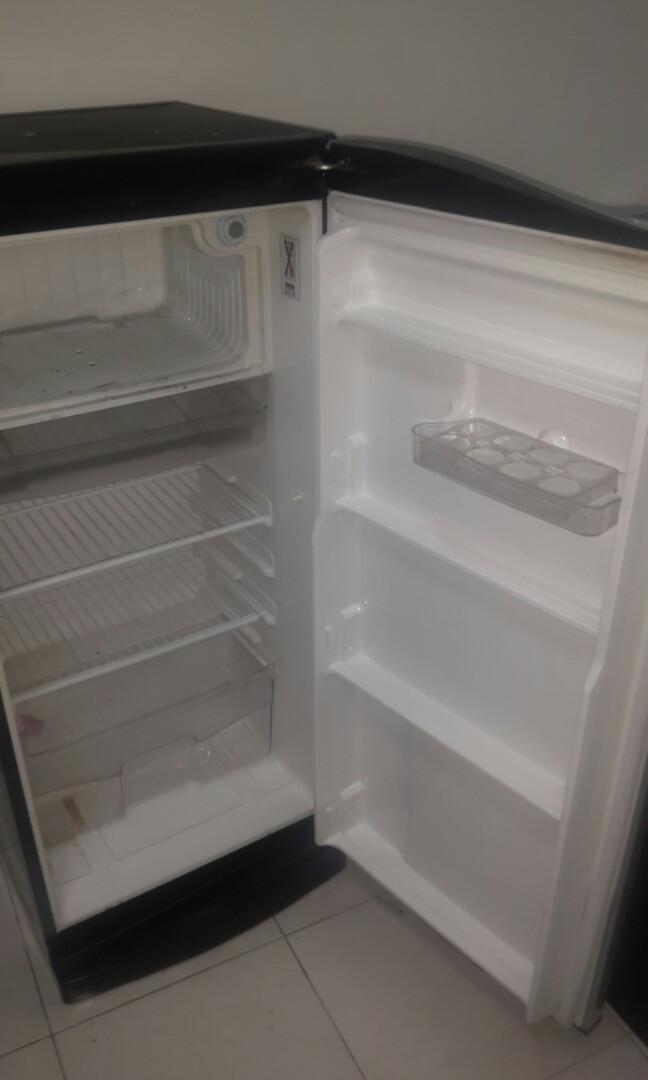 Toshiba second hand fridge for sale, TV & Home Appliances, Kitchen