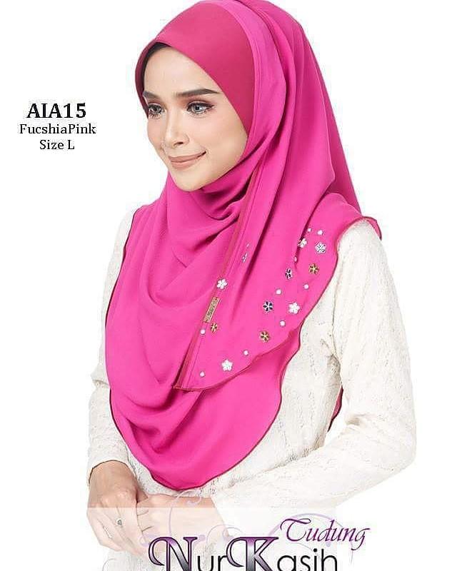 Tudung Aliaa Nurkasih Size L Muslimah Fashion Scarves On Carousell