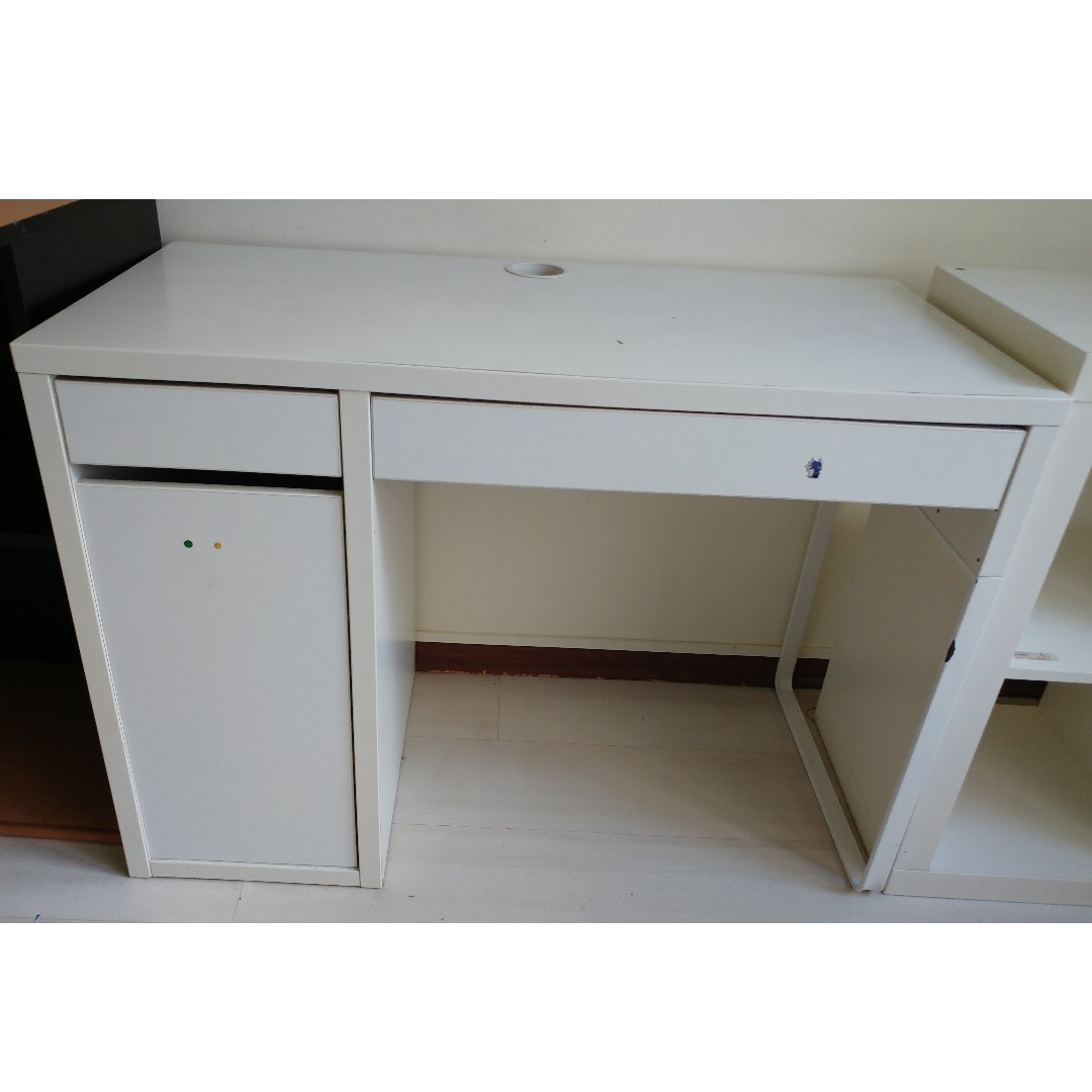 Used study table (IKEA) on Carousell