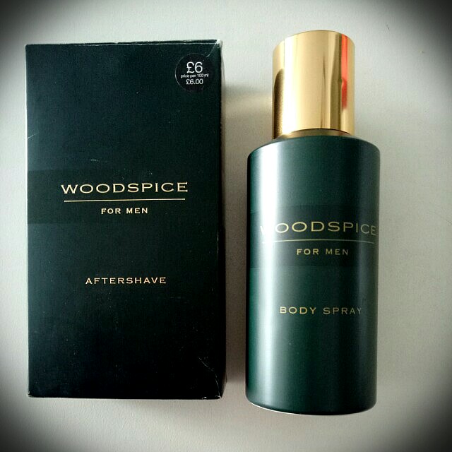 Woodspice body hotsell spray