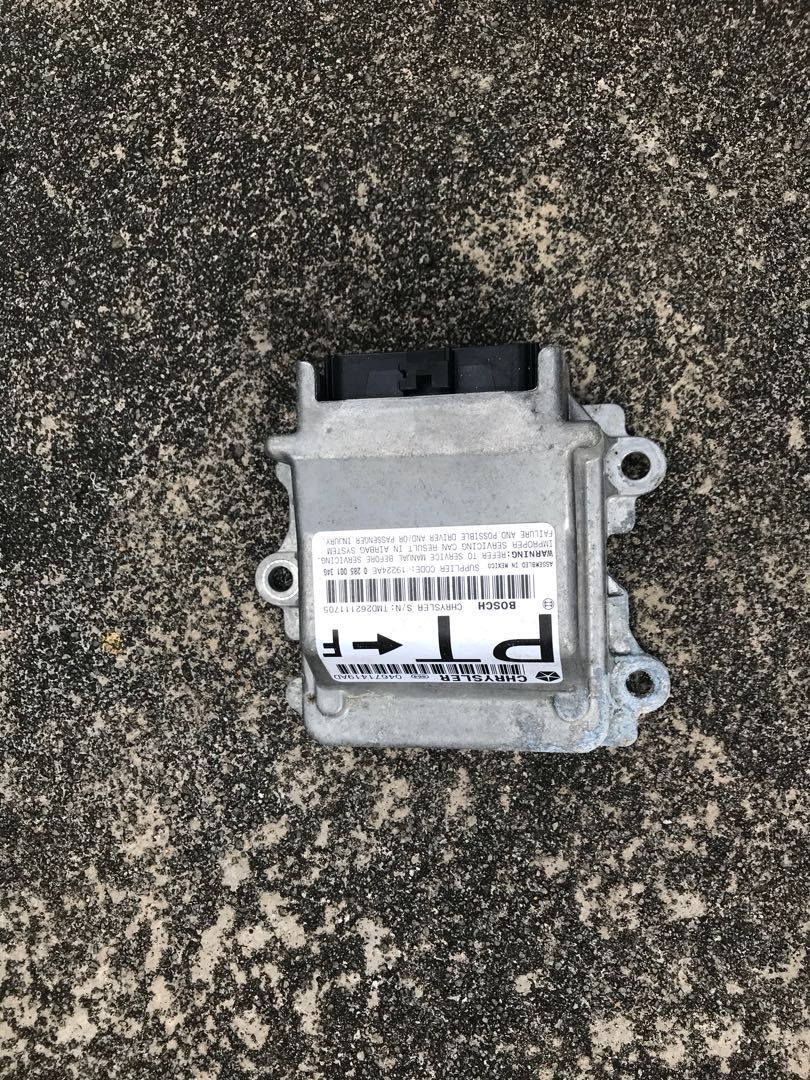 2002 to 2005 Chrysler PT cruiser 2.0 airbag control module, Car Accessories, Accessories on Carousell