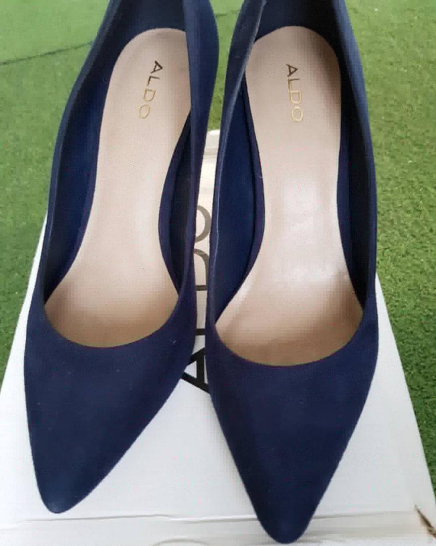 aldo navy blue heels