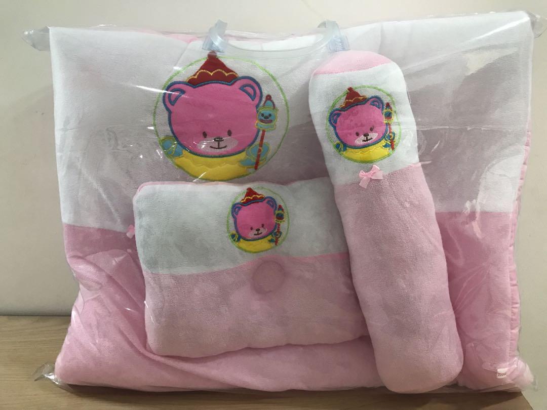 newborn pillow set
